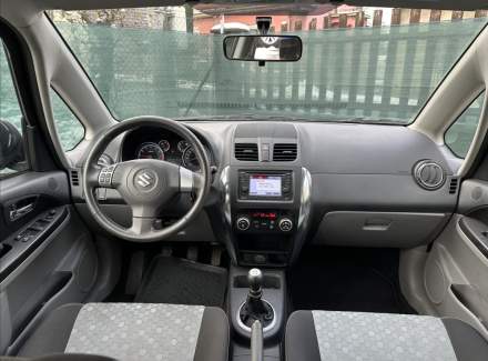 Suzuki - SX4