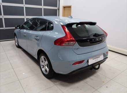 Volvo - V40