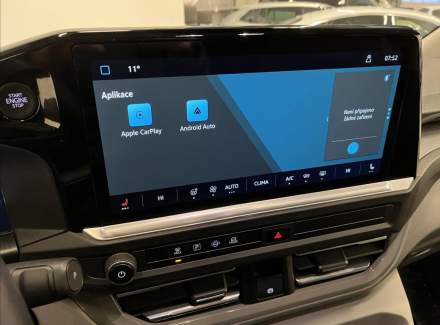 Volkswagen - Caravelle