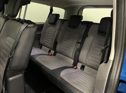 Volkswagen - Caravelle