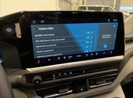 Volkswagen - Caravelle