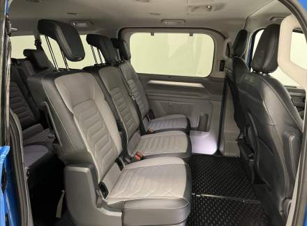 Volkswagen - Caravelle