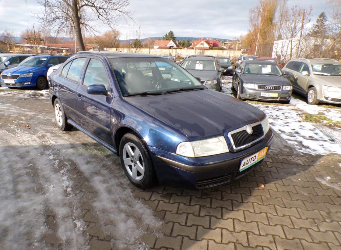 Škoda - Octavia