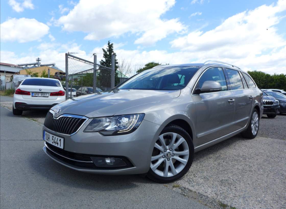 Škoda - Superb
