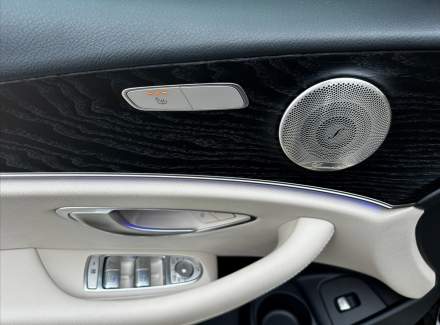 Mercedes-Benz - E-class