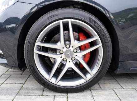 Mercedes-Benz - S-class