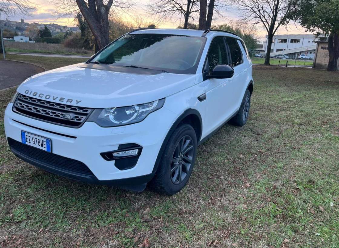 Land Rover - Discovery Sport
