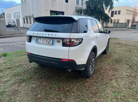 Land Rover - Discovery Sport