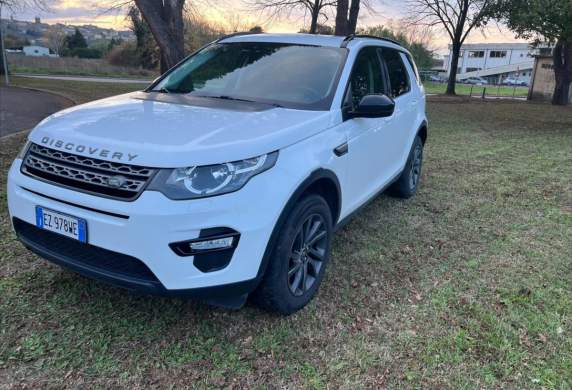 Land Rover - Discovery Sport