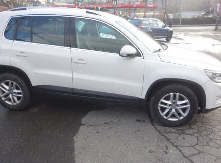 Volkswagen - Tiguan