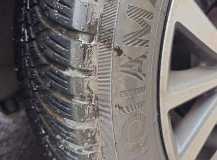 Mitsubishi - Outlander