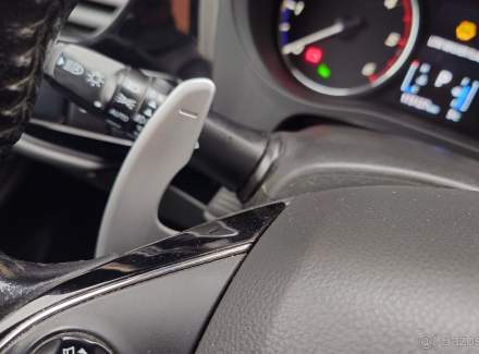 Mitsubishi - Outlander