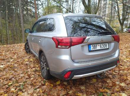 Mitsubishi - Outlander