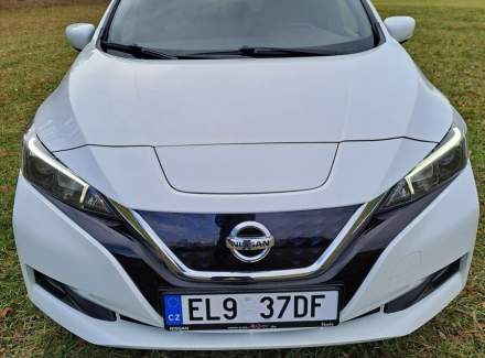 Nissan - Leaf