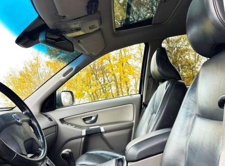 Volvo - XC90