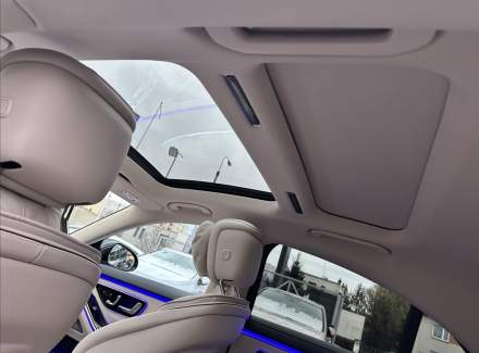 Mercedes-Benz - S-class