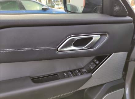 Land Rover - Range Rover