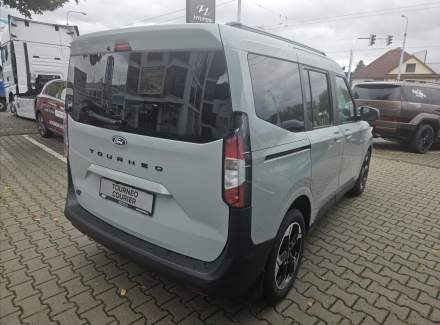 Ford - Tourneo Courier