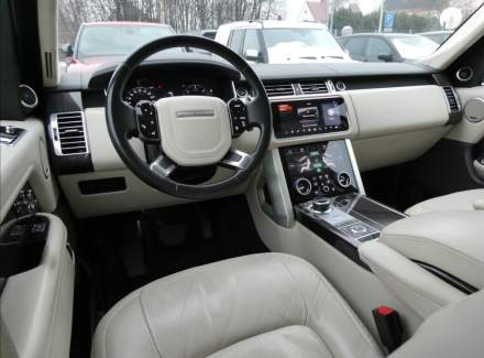 Land Rover - Range Rover