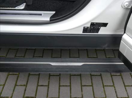 Land Rover - Range Rover