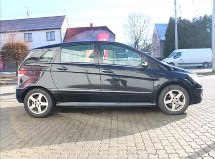 Mercedes-Benz - B-class