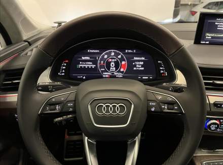 Audi - SQ7