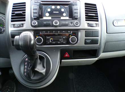 Volkswagen - Caravelle