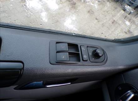 Volkswagen - Caravelle