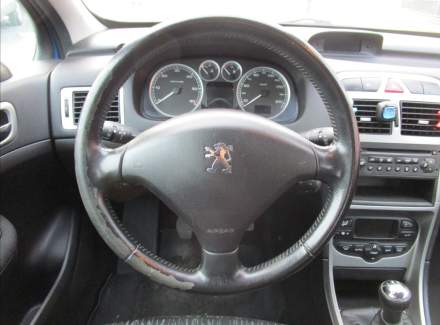 Peugeot - 307