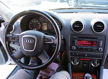 Audi - A3