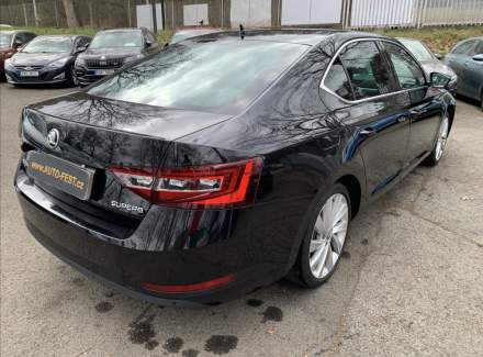 Škoda - Superb