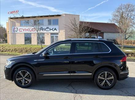 Volkswagen - Tiguan