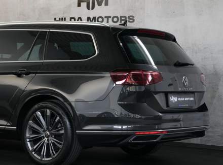 Volkswagen - Passat