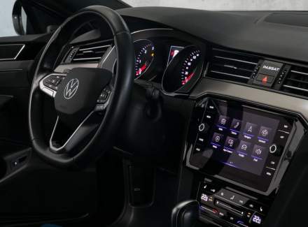 Volkswagen - Passat