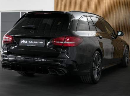 Mercedes-Benz - C-class