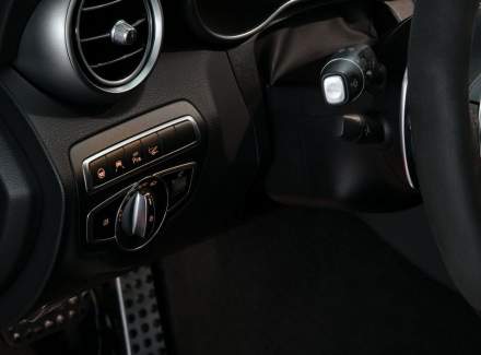 Mercedes-Benz - C-class