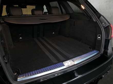 Mercedes-Benz - C-class