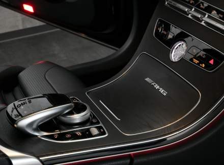 Mercedes-Benz - C-class