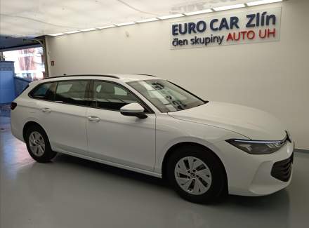 Volkswagen - Passat