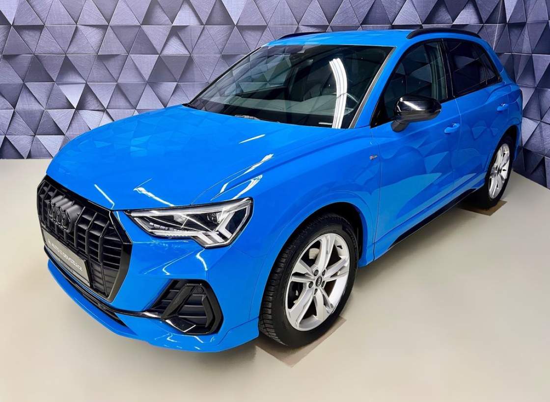 Audi - Q3