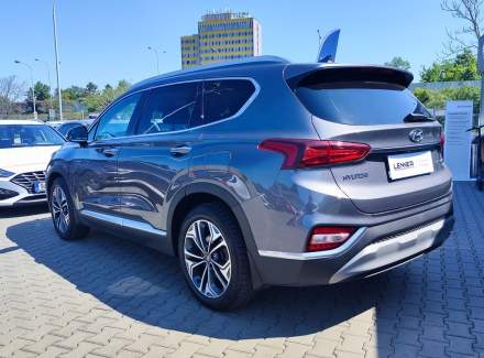 Hyundai - Santa FE