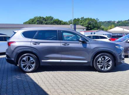 Hyundai - Santa FE