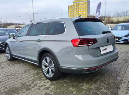 Volkswagen - Passat