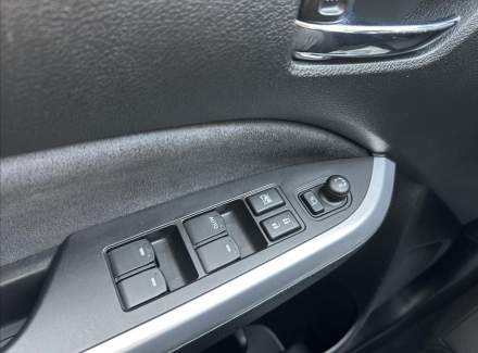 Suzuki - Vitara