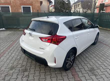 Toyota - Auris
