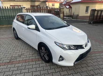 Toyota - Auris