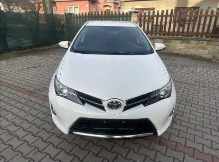 Toyota - Auris