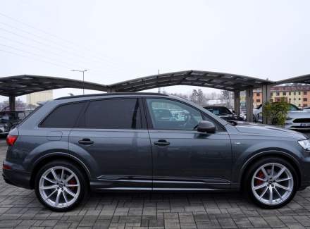 Audi - Q7