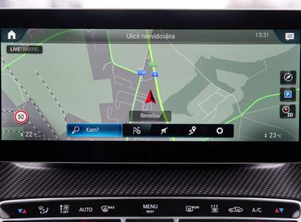 Mercedes-Benz - V-class