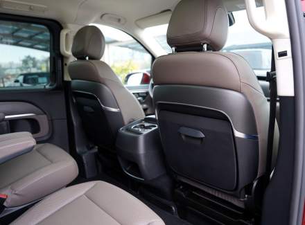 Mercedes-Benz - V-class